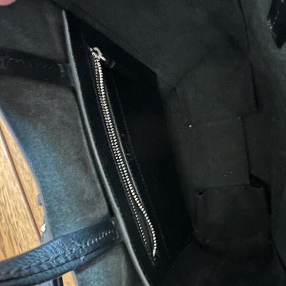 Celine Vertical Tote - Picture 4 of 6